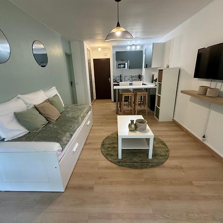 Appartement A 2 Min Des Plages 滨海图维列 外观 照片