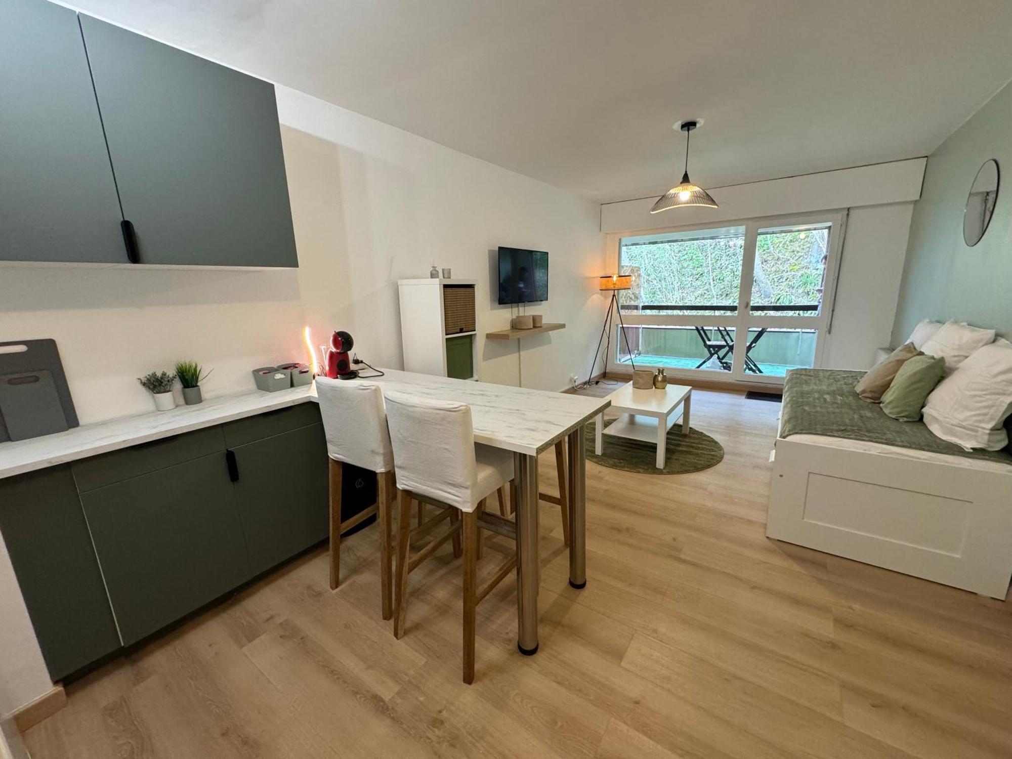 Appartement A 2 Min Des Plages 滨海图维列 外观 照片