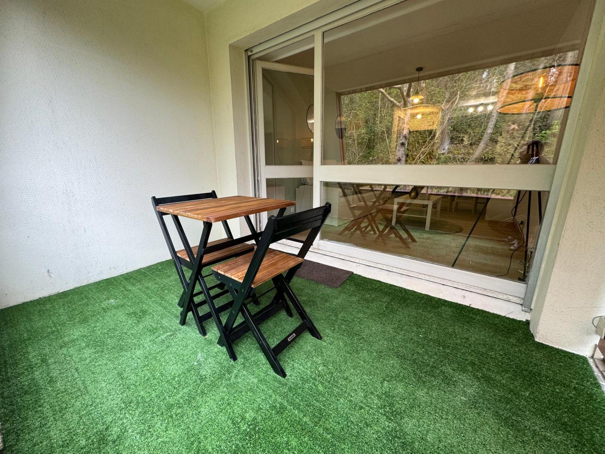 Appartement A 2 Min Des Plages 滨海图维列 外观 照片